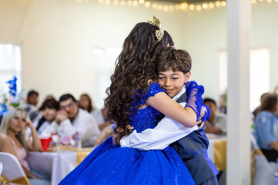 Quinceañera celebration photographed by New Diamond Productions — photograph 144