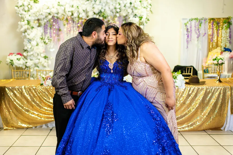 Quinceañera celebration photographed by New Diamond Productions — photograph 139
