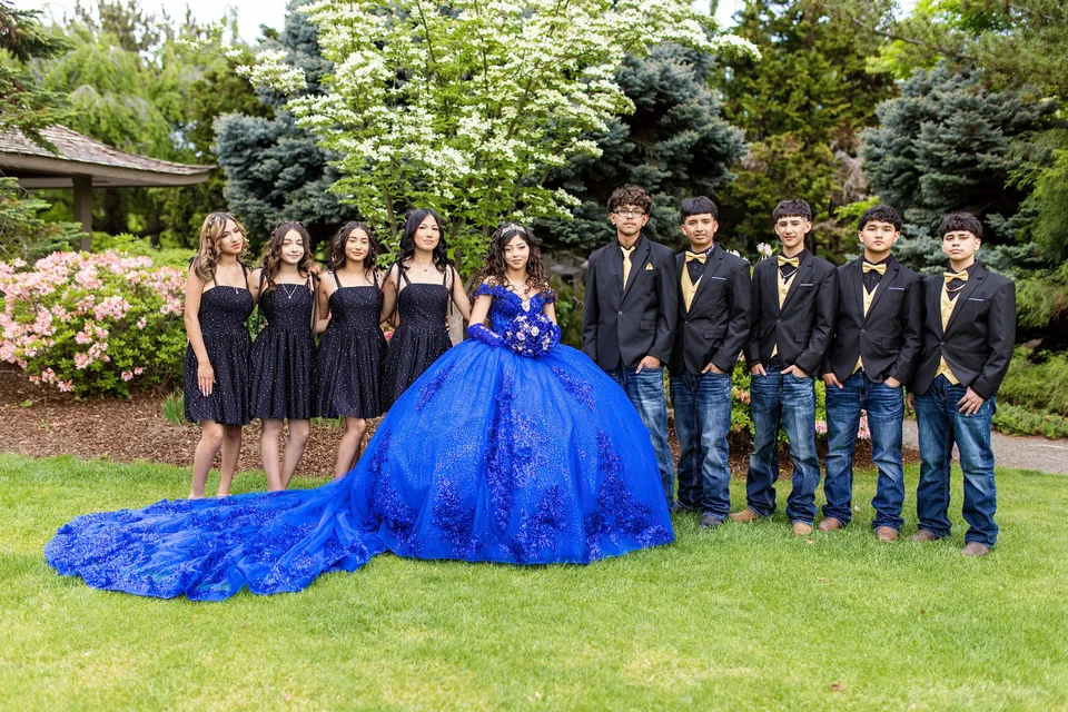 Quinceañera celebration photographed by New Diamond Productions — photograph 136