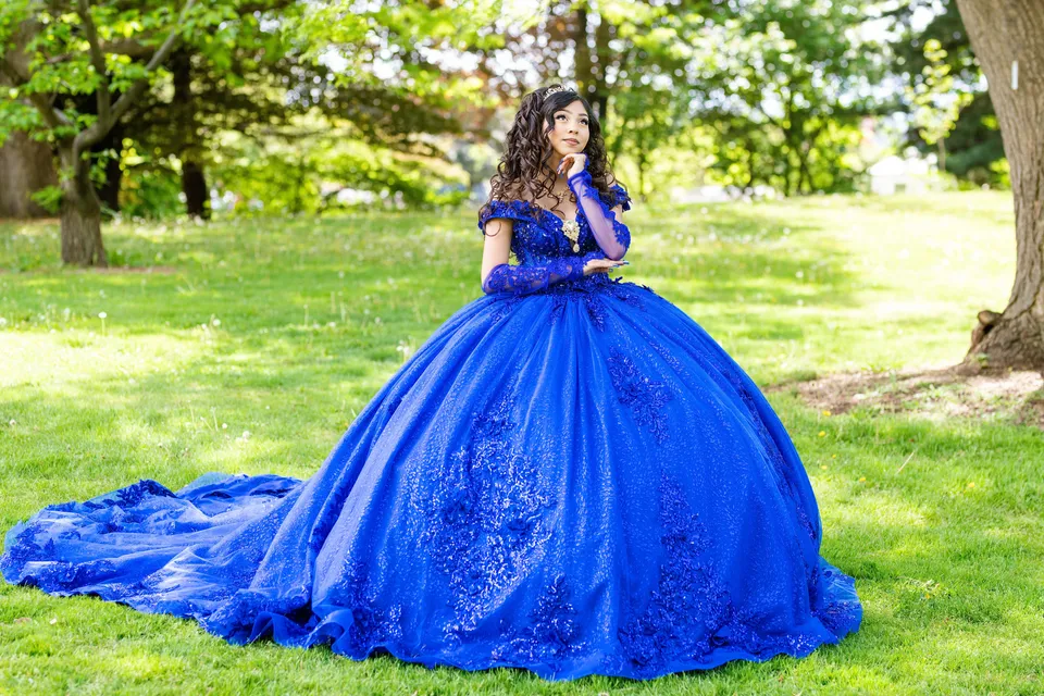Quinceañera celebration photographed by New Diamond Productions — photograph 133