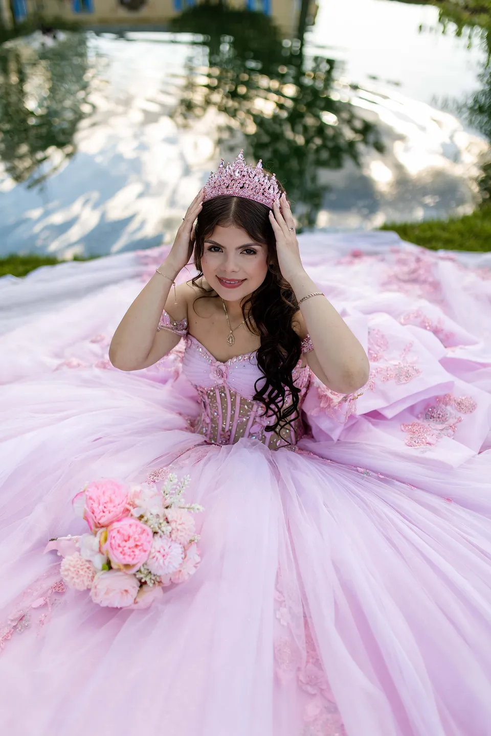 Quinceañera celebration photographed by New Diamond Productions — photograph 128