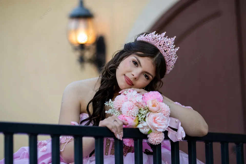 Quinceañera celebration photographed by New Diamond Productions — photograph 123