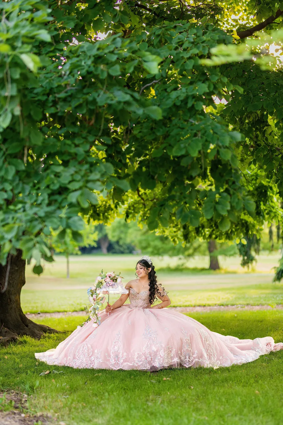 Quinceañera celebration photographed by New Diamond Productions — photograph 109