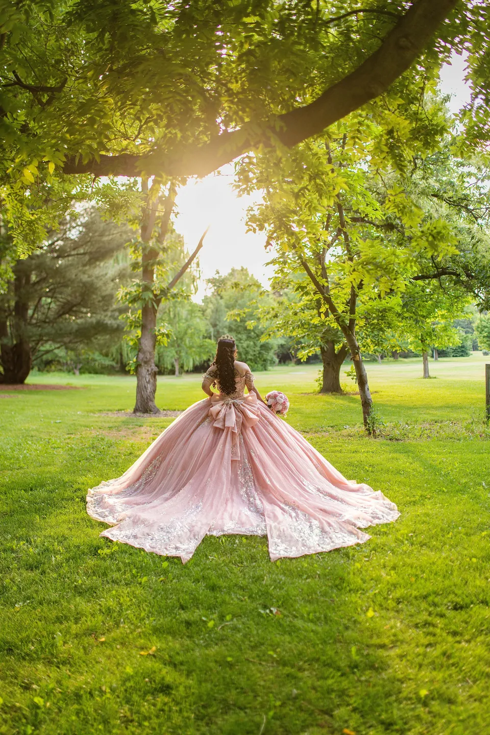 Quinceañera celebration photographed by New Diamond Productions — photograph 103