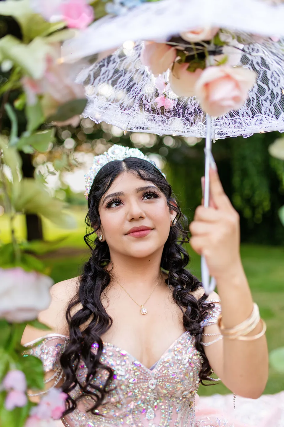 Quinceañera celebration photographed by New Diamond Productions — photograph 101